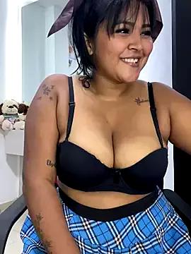 Unleash your urge for fetish cams livestreamers with our pick of steaming hot models, versed in the art of seduction and indulgence.