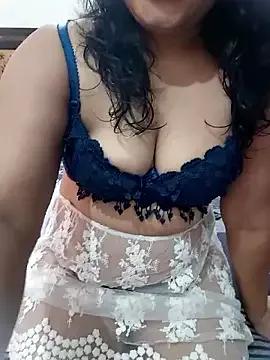 Sassy_Saraa from StripChat is Freechat