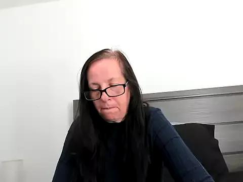 sassypeachgoddess from StripChat is Freechat