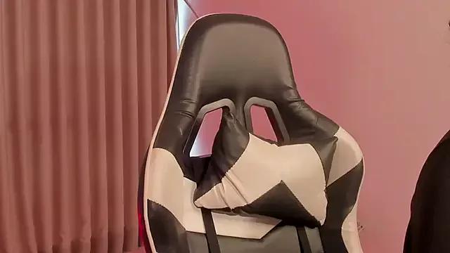 Unleash your urge for fetish cams livestreamers with our pick of steaming hot models, versed in the art of seduction and indulgence.