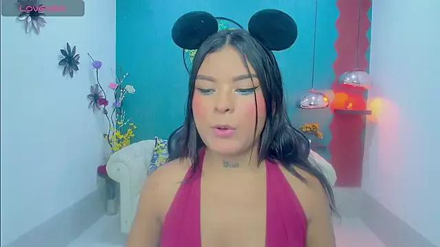 Unleash your urge for fetish cams livestreamers with our pick of steaming hot models, versed in the art of seduction and indulgence.