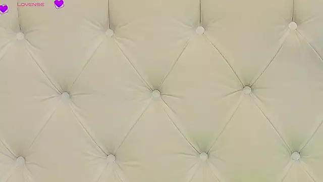 Scarlet-Nova from StripChat is Freechat