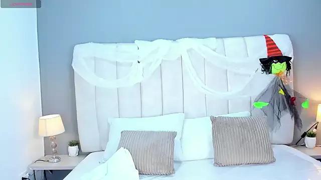 Unleash your urge for fetish cams livestreamers with our pick of steaming hot models, versed in the art of seduction and indulgence.