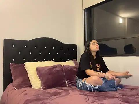 Unleash your urge for fetish cams livestreamers with our pick of steaming hot models, versed in the art of seduction and indulgence.