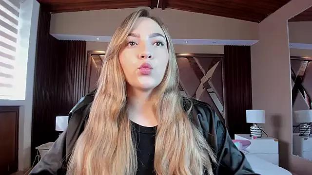 Scarlett_Walkerr from StripChat is Freechat