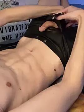 Unleash your urge for fetish cams livestreamers with our pick of steaming hot models, versed in the art of seduction and indulgence.