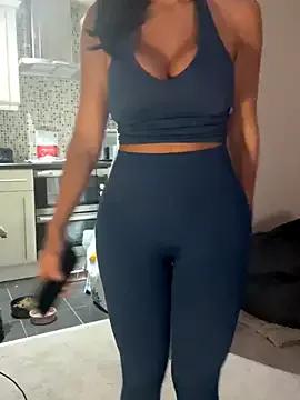 Unleash your urge for fetish cams livestreamers with our pick of steaming hot models, versed in the art of seduction and indulgence.