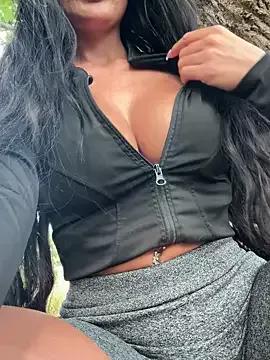 Unleash your urge for fetish cams livestreamers with our pick of steaming hot models, versed in the art of seduction and indulgence.