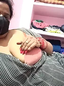 Sejaalsweet from StripChat is Freechat