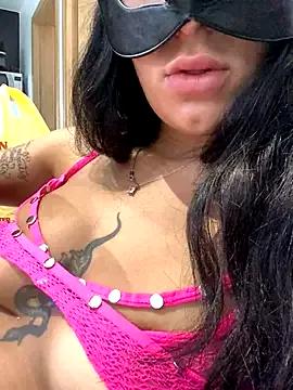Unleash your urge for fetish cams livestreamers with our pick of steaming hot models, versed in the art of seduction and indulgence.
