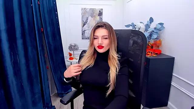 Unleash your urge for fetish cams livestreamers with our pick of steaming hot models, versed in the art of seduction and indulgence.