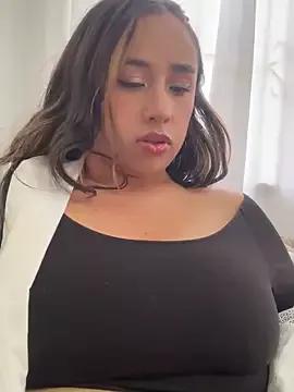 SelenaRojas from StripChat is Freechat