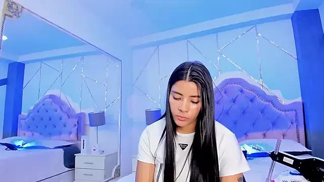 SelenaStonne from StripChat is Freechat