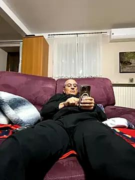 Photos of sempreilmio2 from StripChat is Freechat