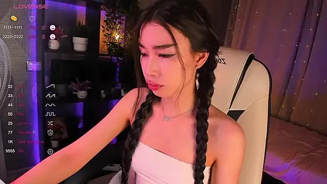 sensualily from StripChat is Freechat