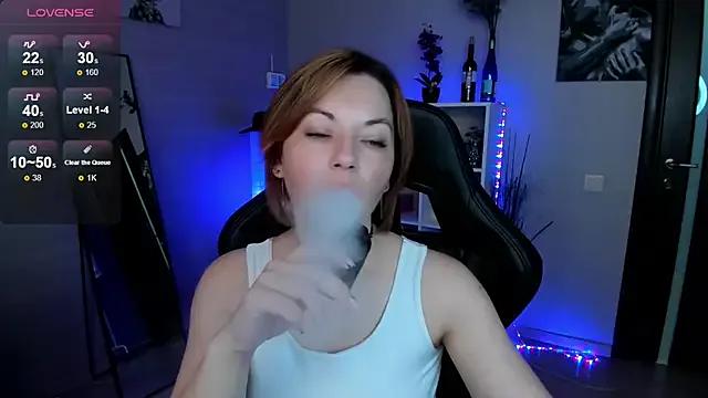 Unleash your urge for fetish cams livestreamers with our pick of steaming hot models, versed in the art of seduction and indulgence.