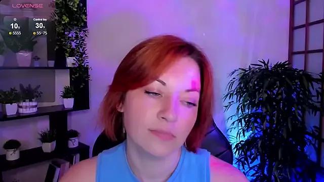 Serena_Woods from StripChat is Freechat