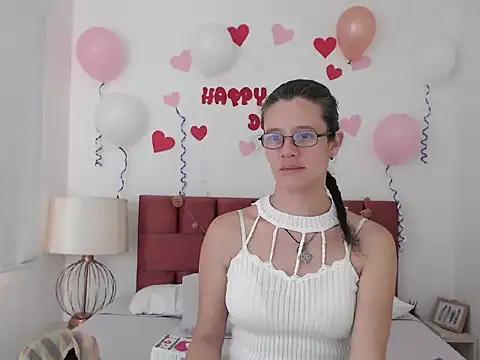 SereneDavos from StripChat