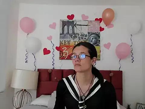 SereneDavos from StripChat
