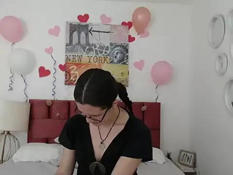 SereneDavos from StripChat