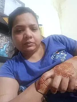 Sexy-Lara-69 from StripChat is Freechat