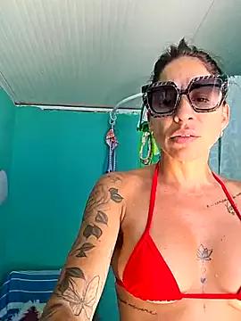 Unleash your urge for fetish cams livestreamers with our pick of steaming hot models, versed in the art of seduction and indulgence.