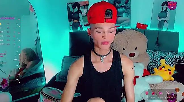 Unleash your urge for fetish cams livestreamers with our pick of steaming hot models, versed in the art of seduction and indulgence.