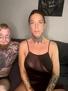 Unleash your urge for fetish cams livestreamers with our pick of steaming hot models, versed in the art of seduction and indulgence.