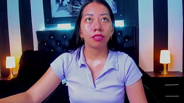 sexylaurita from StripChat is Freechat