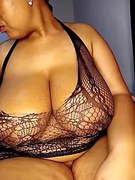 SexyTamarah from StripChat is Freechat