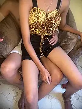 Sexyunzu_live from StripChat is Freechat