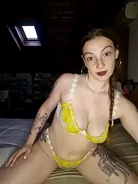 Unleash your urge for fetish cams livestreamers with our pick of steaming hot models, versed in the art of seduction and indulgence.