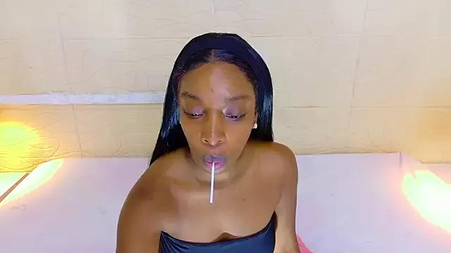 Shamiraa_moore from StripChat is Freechat