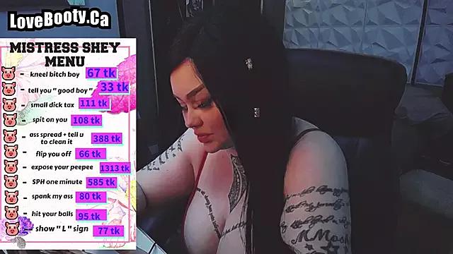 Unleash your urge for fetish cams livestreamers with our pick of steaming hot models, versed in the art of seduction and indulgence.