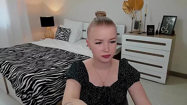 shy__lady from StripChat is Freechat