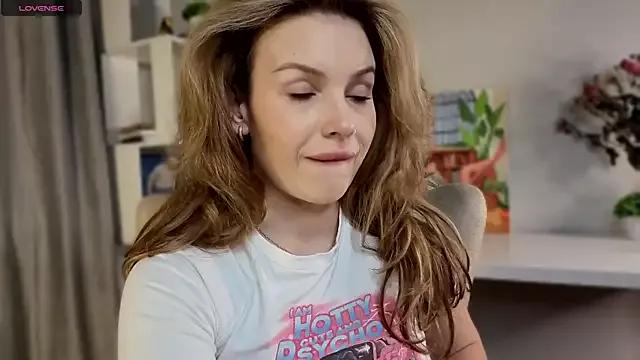 SilentHowl from StripChat is Freechat