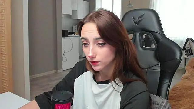 Unleash your urge for fetish cams livestreamers with our pick of steaming hot models, versed in the art of seduction and indulgence.