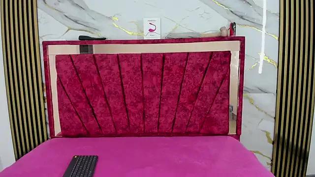 Unleash your urge for fetish cams livestreamers with our pick of steaming hot models, versed in the art of seduction and indulgence.