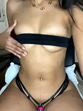 Unleash your urge for fetish cams livestreamers with our pick of steaming hot models, versed in the art of seduction and indulgence.