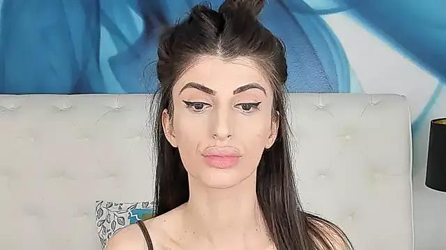 Unleash your urge for fetish cams livestreamers with our pick of steaming hot models, versed in the art of seduction and indulgence.