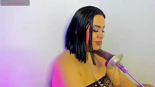 Unleash your urge for fetish cams livestreamers with our pick of steaming hot models, versed in the art of seduction and indulgence.