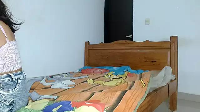 Unleash your urge for fetish cams livestreamers with our pick of steaming hot models, versed in the art of seduction and indulgence.