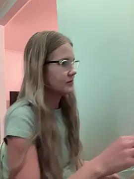 Snowbunnyx webcams show profile image 
