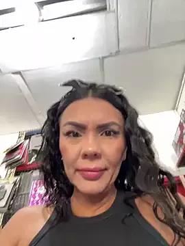 SofhiaTaylor from StripChat is Freechat