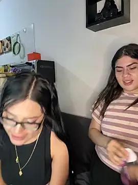 Unleash your urge for fetish cams livestreamers with our pick of steaming hot models, versed in the art of seduction and indulgence.