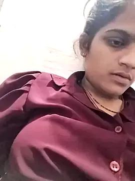 Sofia_kuuu from StripChat is Freechat