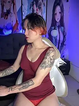 Unleash your urge for fetish cams livestreamers with our pick of steaming hot models, versed in the art of seduction and indulgence.