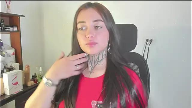 Unleash your urge for fetish cams livestreamers with our pick of steaming hot models, versed in the art of seduction and indulgence.