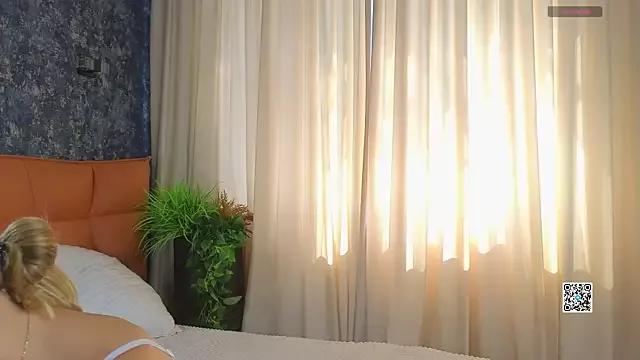SoftBliss from StripChat is Freechat