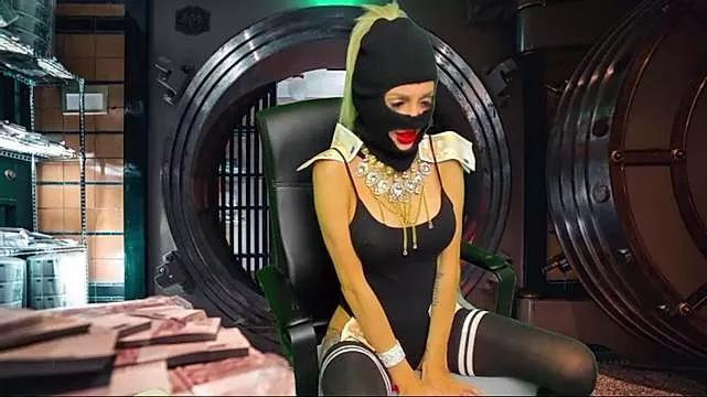 Unleash your urge for fetish cams livestreamers with our pick of steaming hot models, versed in the art of seduction and indulgence.